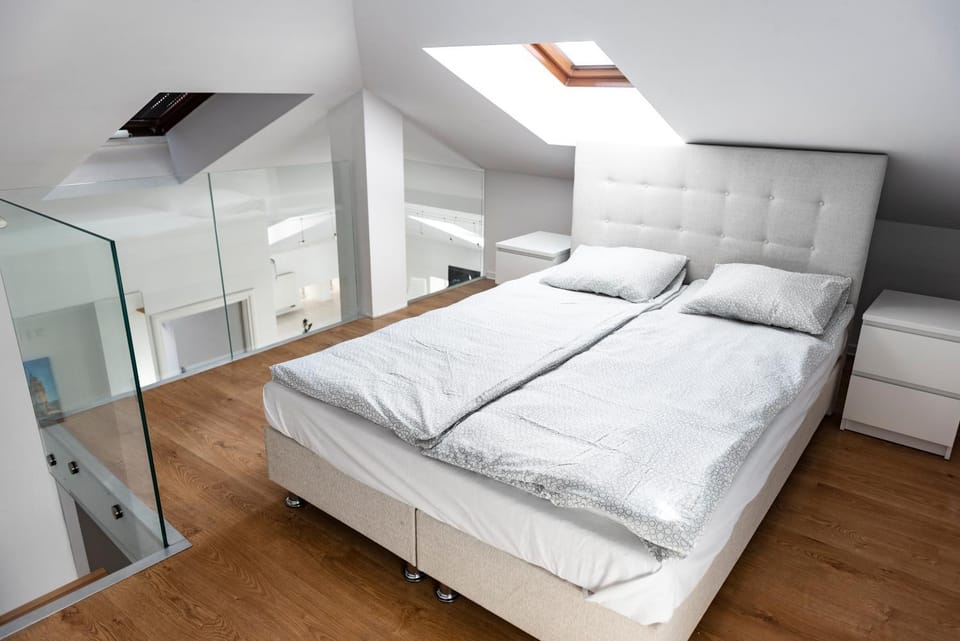 MK Apartment 100m2 Friends&Family Apartment in Krakow