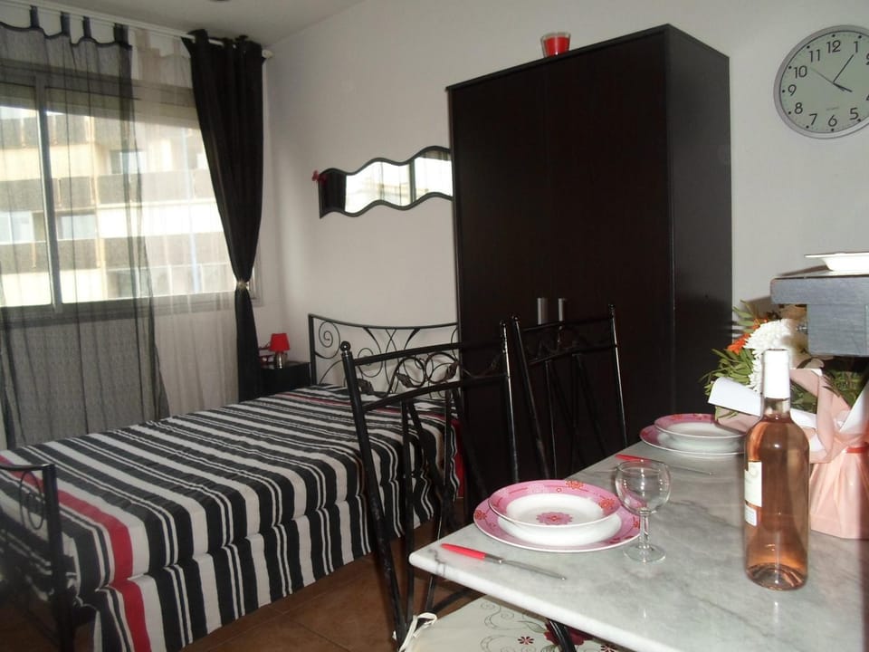 Mini-studio à Balaruc-les-Bains, proche étang et thermes - FR-1-503-107 Apartment in Balaruc-les-Bains