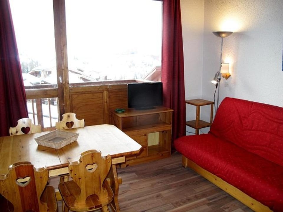 Appartement duplex 6 pers, aux pistes, casier à skis - FR-1-351-126 Apartment in Mâcot-la-Plagne