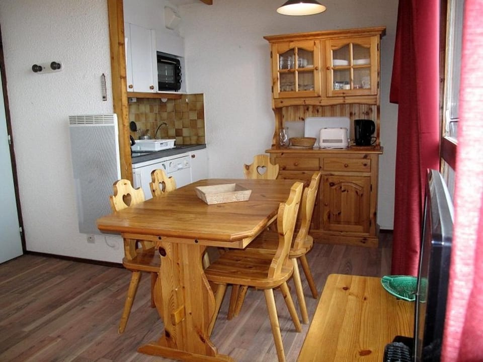 Appartement duplex 6 pers, aux pistes, casier à skis - FR-1-351-126 Apartment in Mâcot-la-Plagne