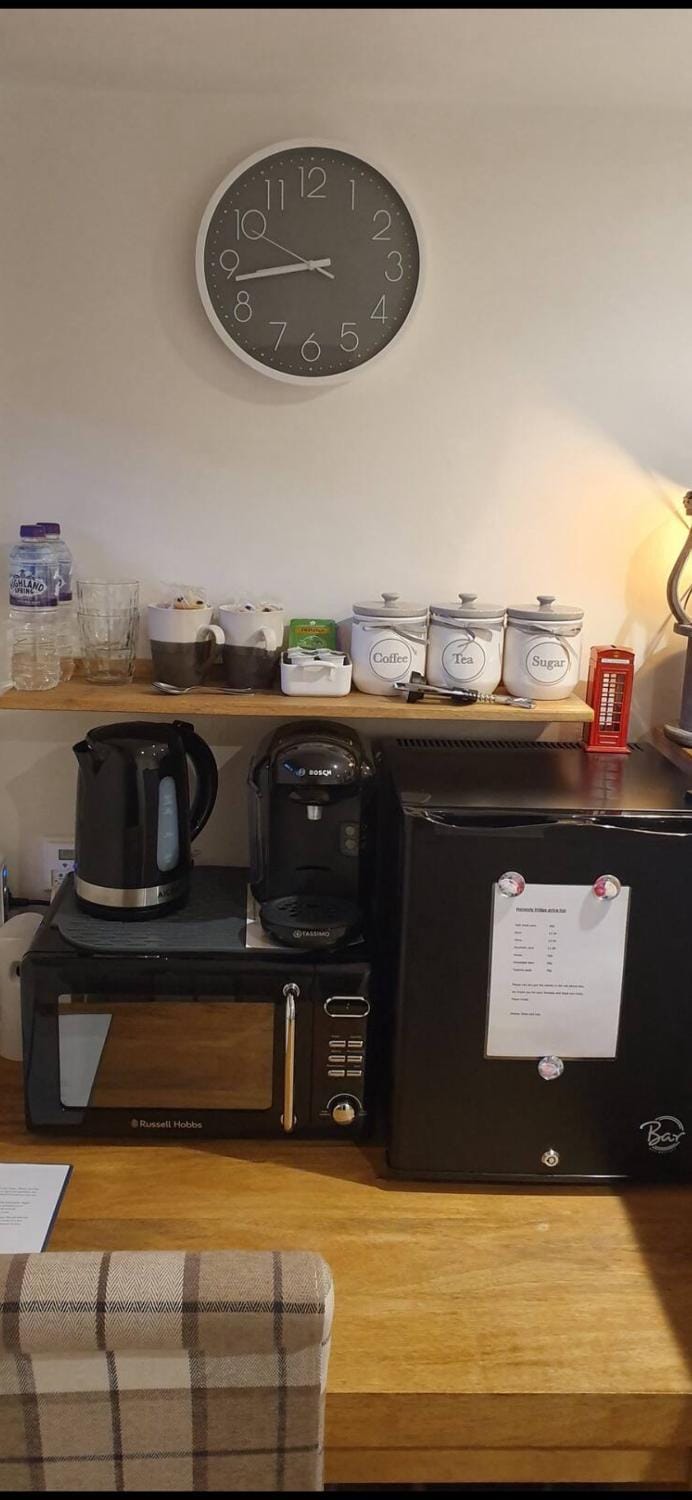 Annex in Chippenham with Parking and WIFI House in Chippenham