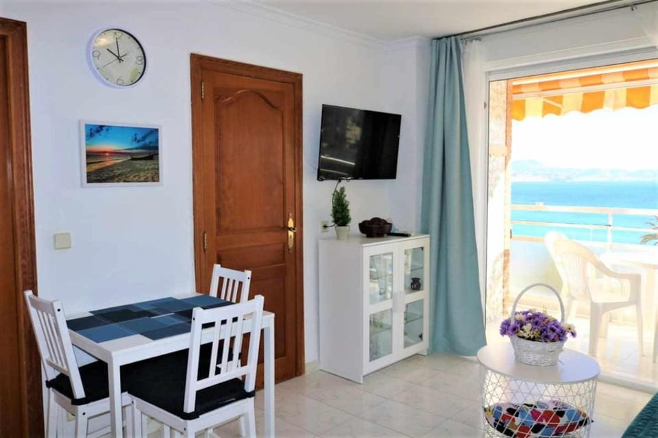 2G MAR II 1ª línea de playa con vistas al mar Apartment in Calp