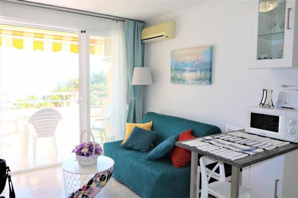 2G MAR II 1ª línea de playa con vistas al mar Apartment in Calp