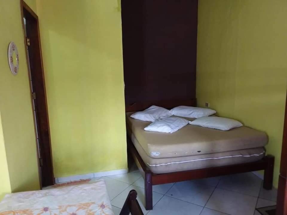 Casa dos Rocha em Ubatuba - Kitnet Amarela Apartment in Ubatuba