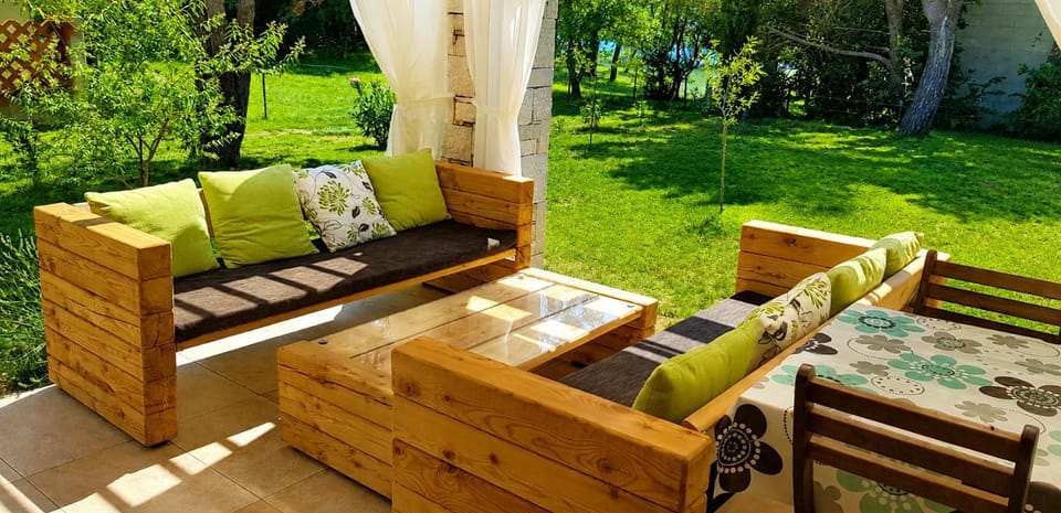 Lounge or bar