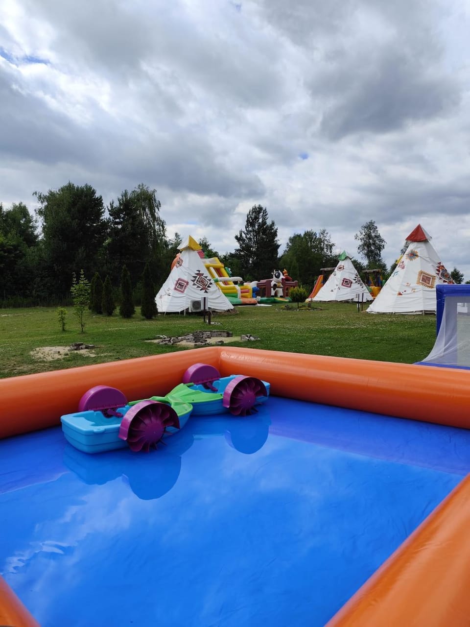 Osada Indiańska Luxury tent in Masovian Voivodeship