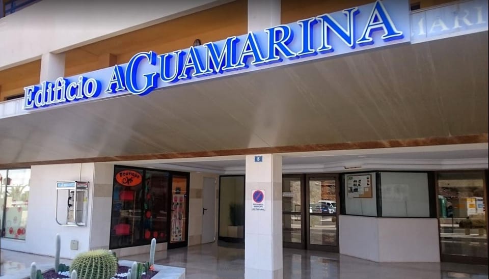 Facade/entrance, Property logo or sign