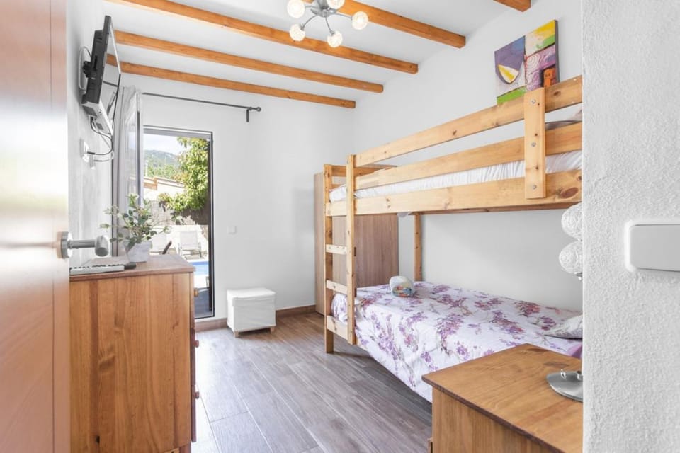 Property building, Living room, Bedroom
