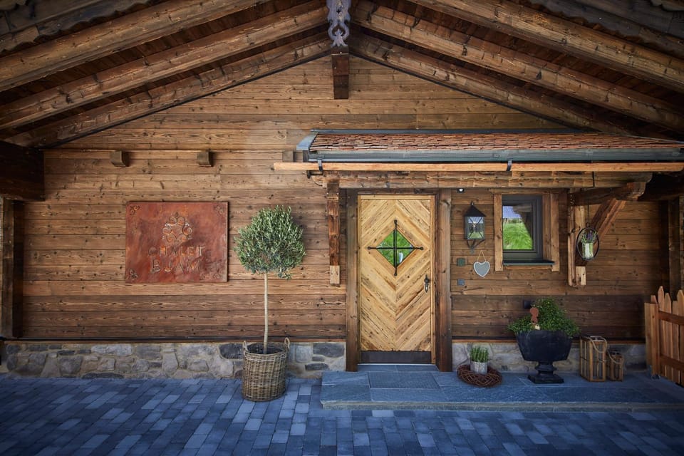 Facade/entrance, Property logo or sign