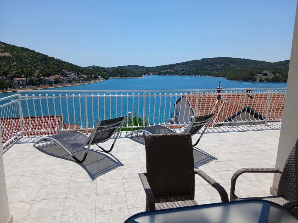 Apartmenthaus Kornatiblick Apartment in Tisno
