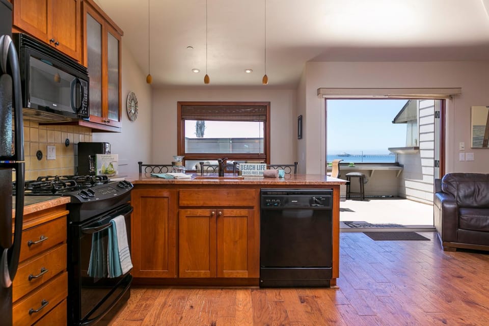 358 Front Street House in Avila Beach