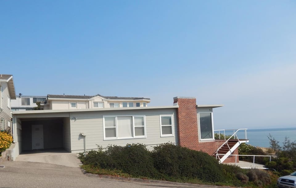196 Front Street House in Avila Beach
