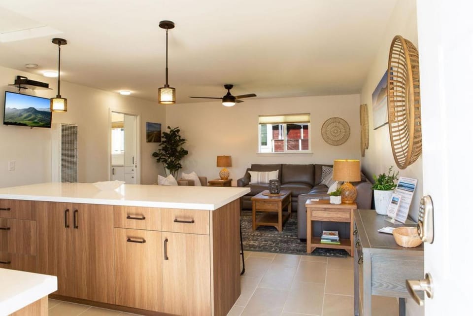 90 San Luis Street Unit D House in Avila Beach