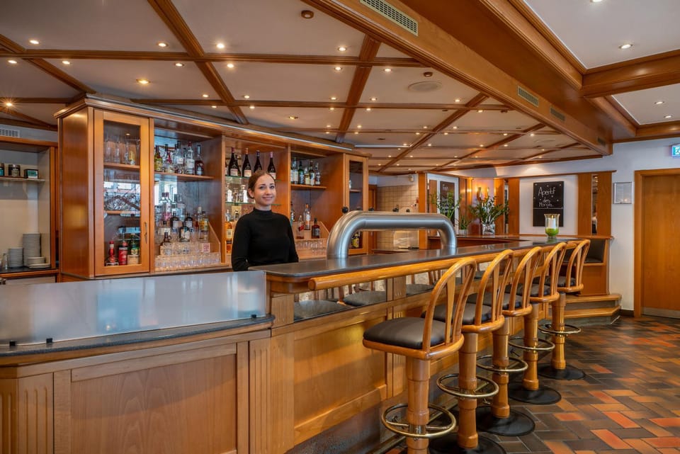 Lounge or bar