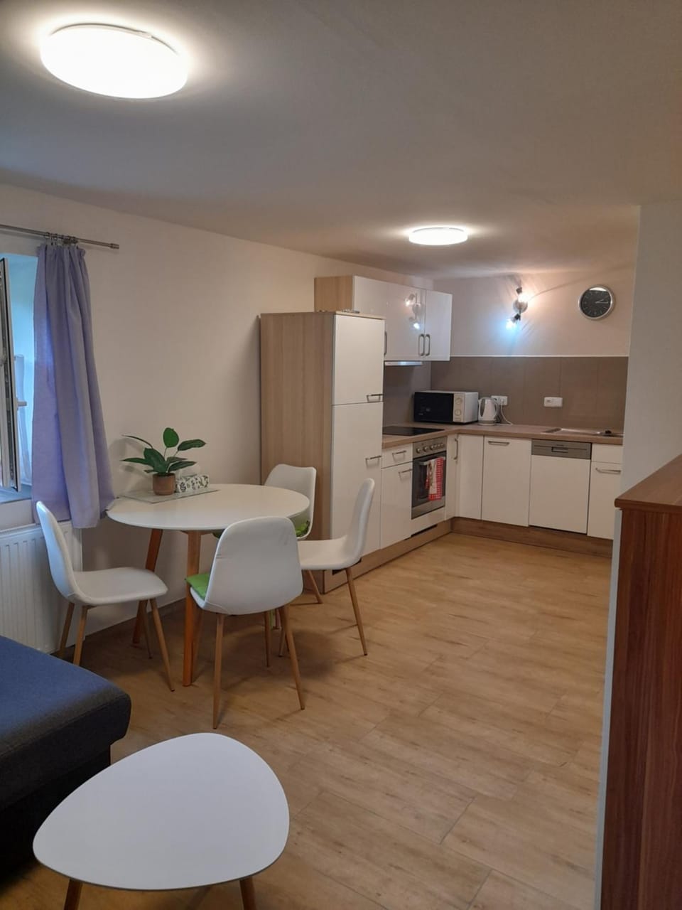Kitchen or kitchenette, Living room, Dining area, minibar