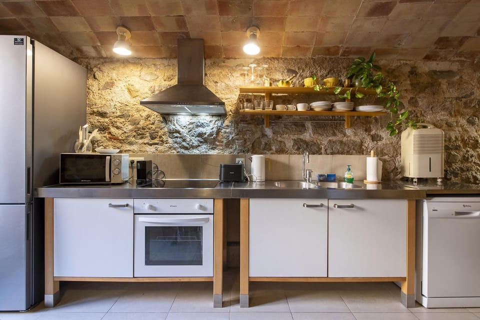 Apartamento Baños Arabes con jardín Apartment in Girona