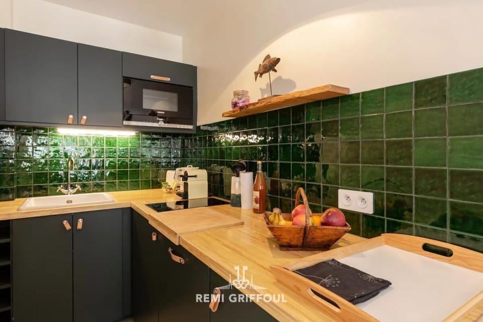 La Terrasse de Pom Cozy Comfort City Center 2 Guests Apartment in Honfleur