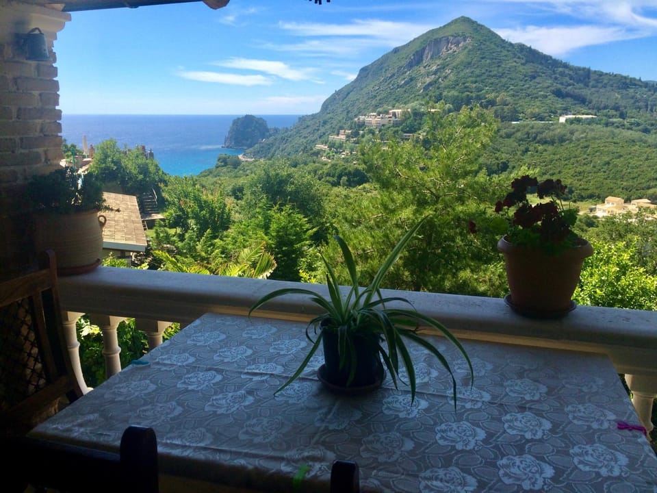 Ermones Odyssesas Bungalow House in Corfu, Greece