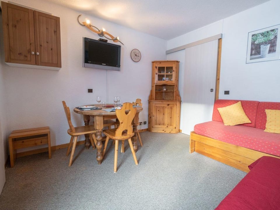 Appartement cosy 4 pers, Animaux acceptés, Parking dispo - FR-1-291-845 Apartment in Les Avanchers-Valmorel