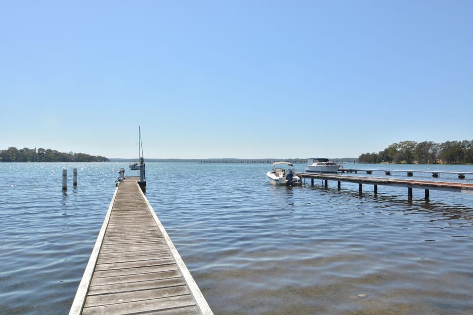 Lake Macquaries' Edgewater Escape at Morisset Memories House in Lake Macquarie