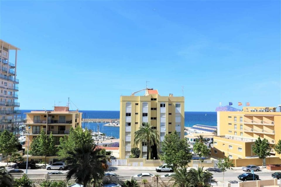 25D TB 2ª línea de playa con vistas al mar Apartment in Calp