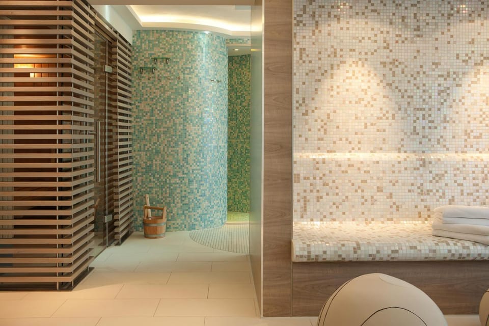 Sauna, Sauna, Spa and wellness centre/facilities