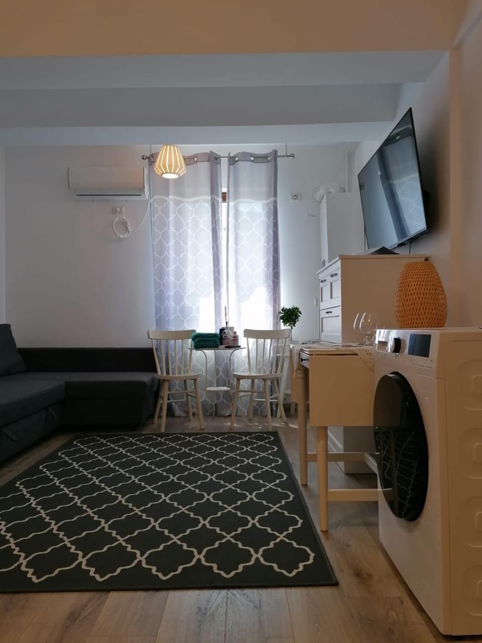☆Casin Studio Flat☆5 min to Beach☆Netflix☆A/C☆ Apartment in Constanta