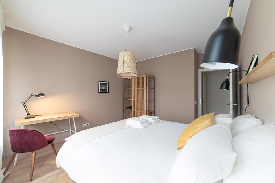 Large & Cosy Apartment for 7 near City Center Apartment in Luxembourg
