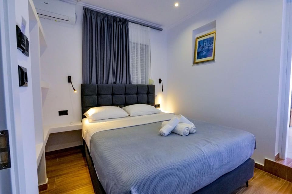 Vila Enxhi Bed and Breakfast in Ksamil