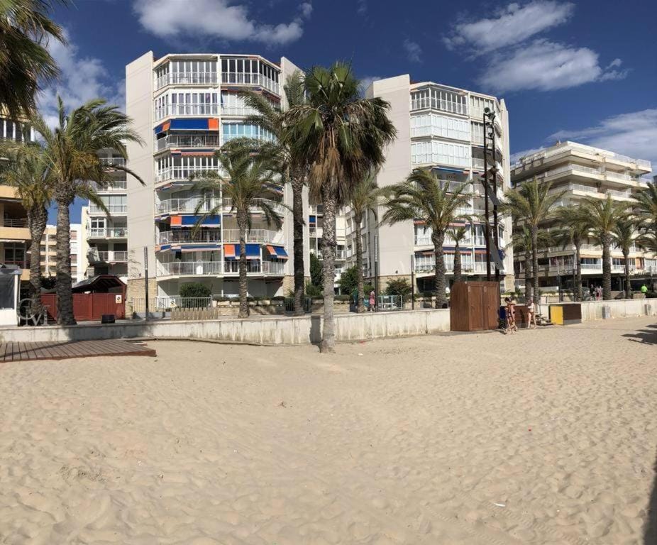 Atardecer a Pie de Playa, Salou Apartment in Salou