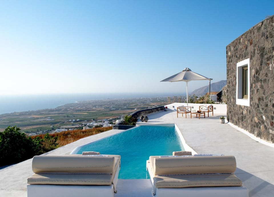 Balcony/Terrace, Sea view, Swimming pool