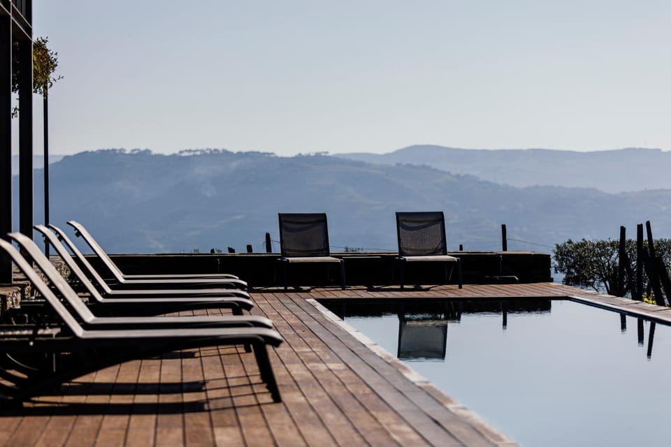 Day, Balcony/Terrace, Pool view, Swimming pool, sunbed