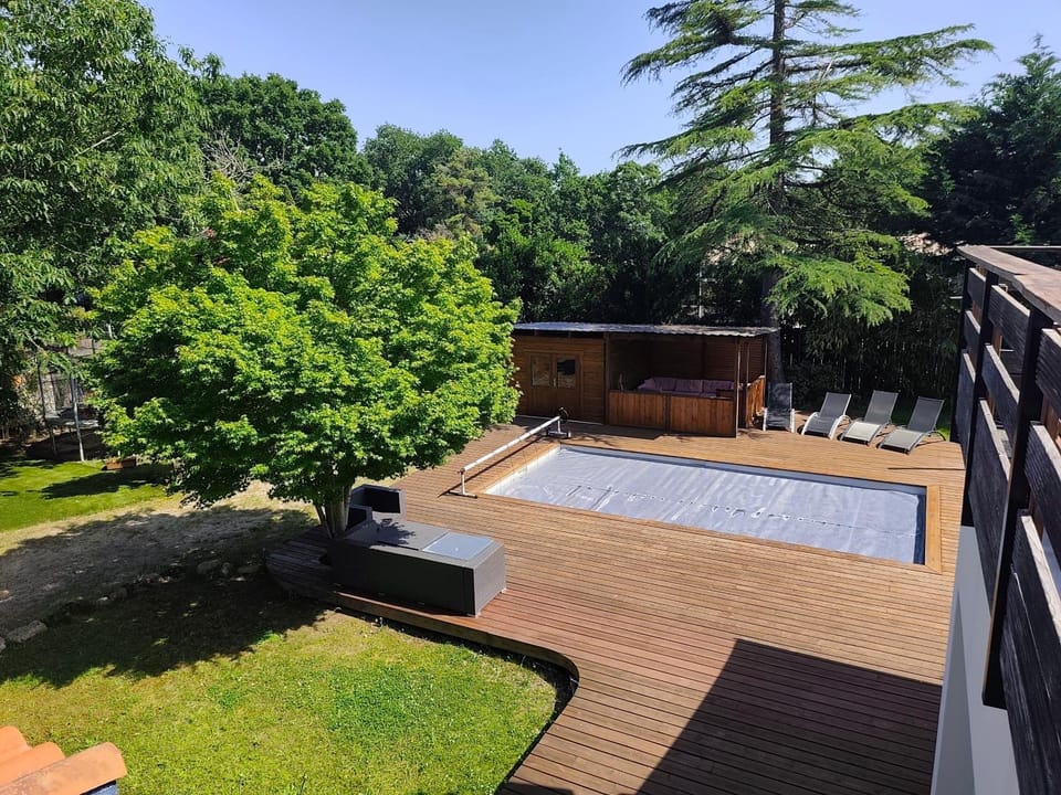 Le Chêne Vert - Grande Villa familiale avec piscine - Bassin d'Arcachon House in Arès