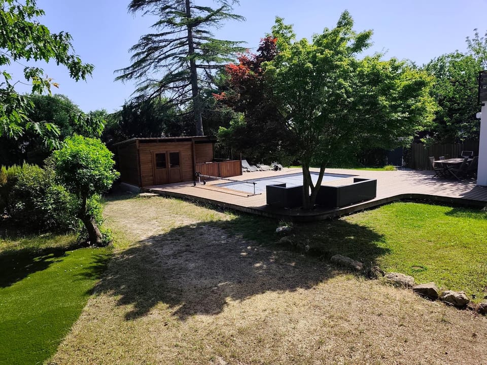Le Chêne Vert - Grande Villa familiale avec piscine - Bassin d'Arcachon House in Arès