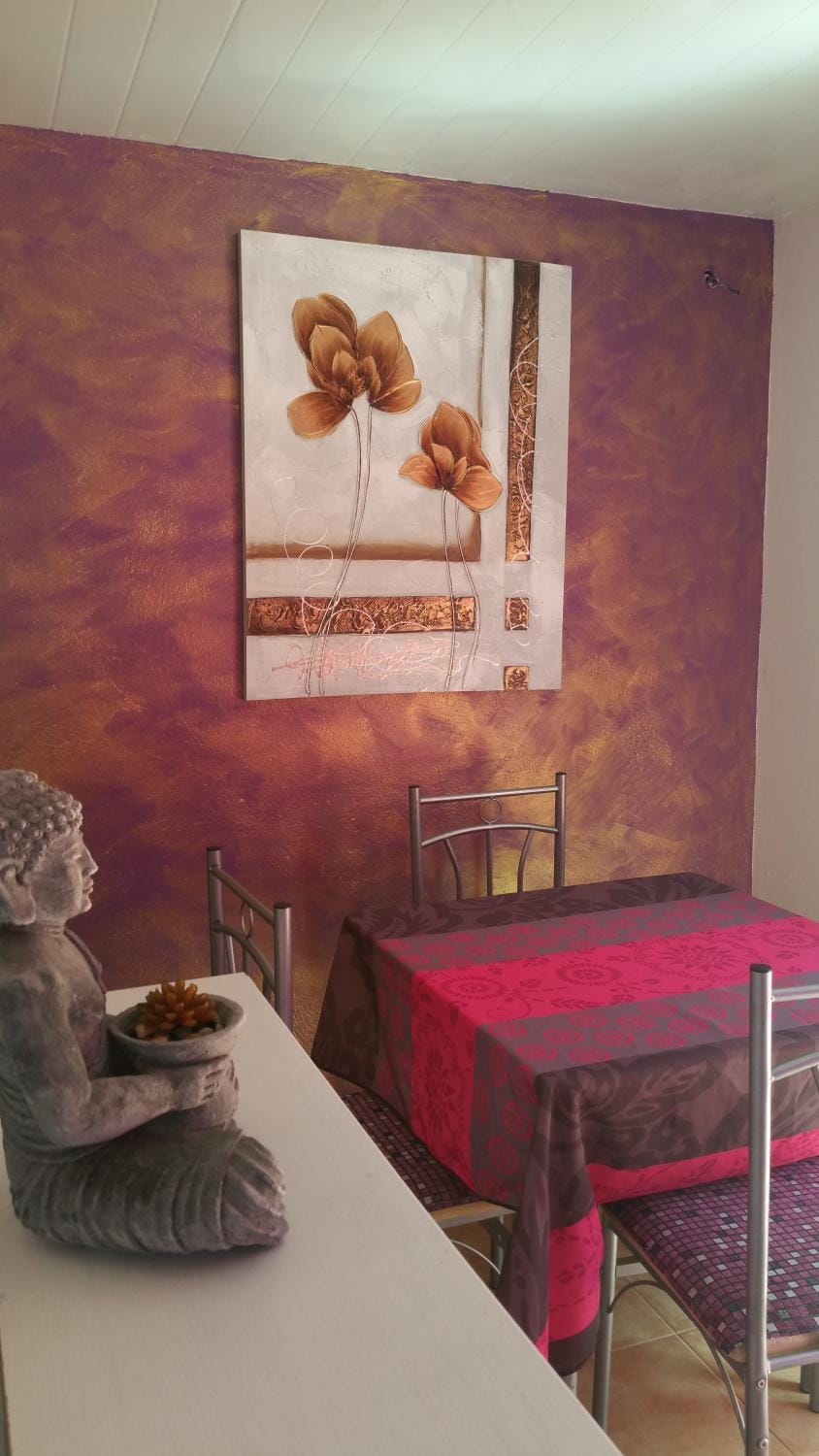 Living room, Photo of the whole room, Dining area