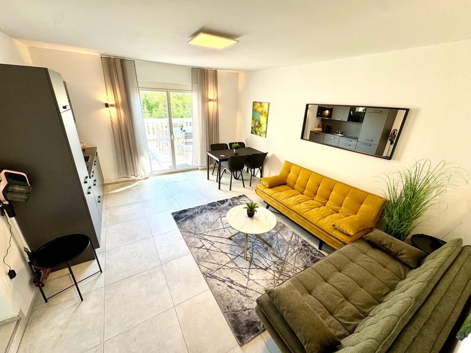 SPA-Residenz Apartments POOLs INDOOR & OUTDOOR, private Garden or Balcony or Terrace Apartment in Slovakia