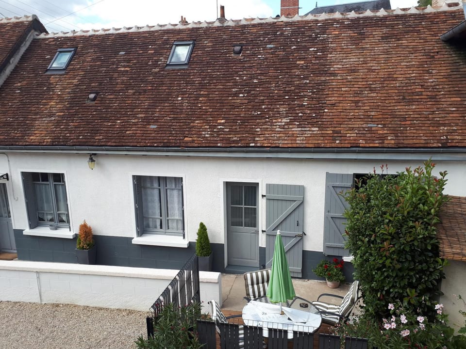 gite de la tour carrée House in Centre-Val de Loire