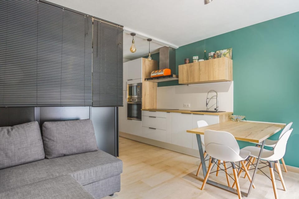 Le Cocon Juanais - Welkeys Apartment in Antibes