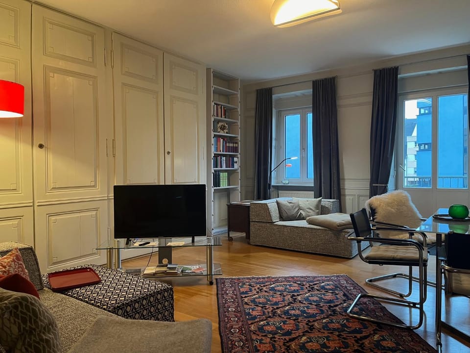 TV and multimedia, Balcony/Terrace, Living room, Photo of the whole room, Seating area, flat iron