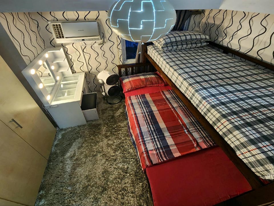 Bed, Bedroom, bunk bed, air conditioner