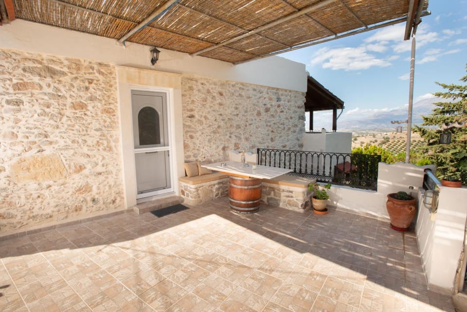 View (from property/room), Balcony/Terrace