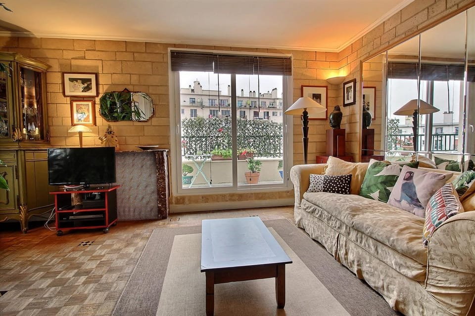 TV and multimedia, Balcony/Terrace, Living room