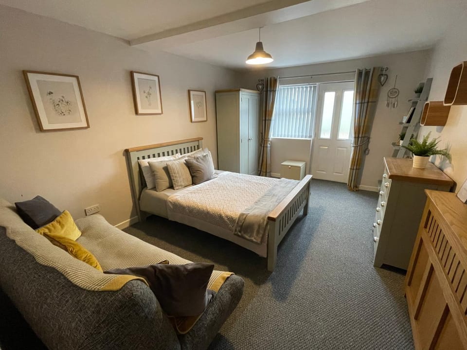 Westend Holiday Let 2 Brecon House in Llanfaes
