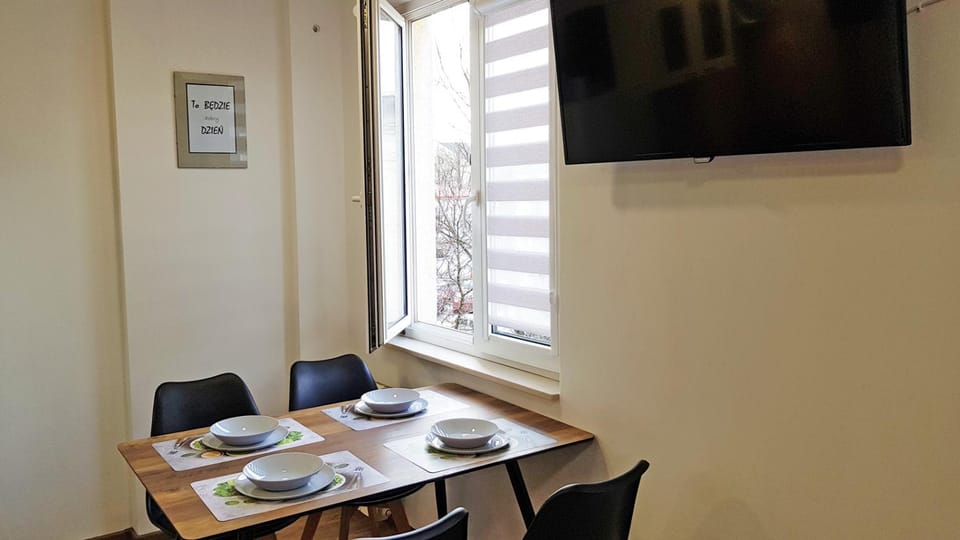 TV and multimedia, Dining area