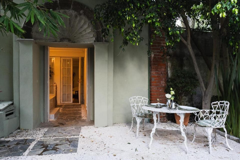 Mansión Papilio Bed and Breakfast in Mexico City