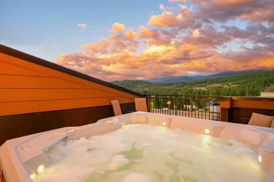 Hot Tub