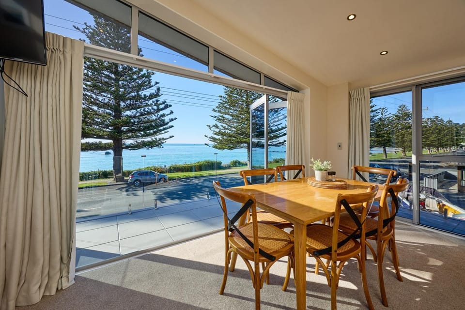 Balcony/Terrace, Dining area