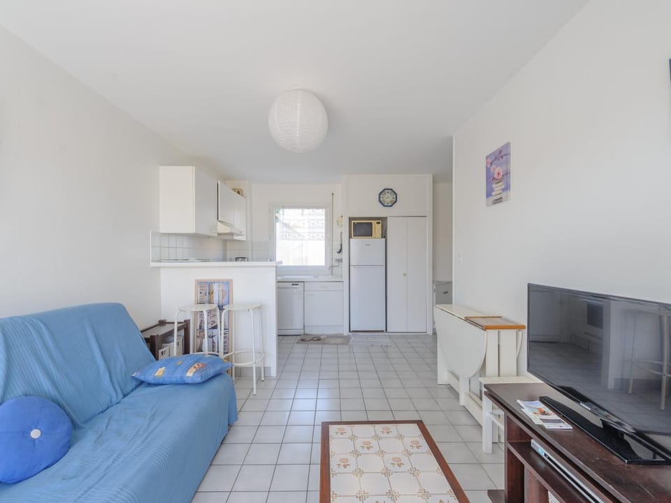 Appartement T2 à 50m de la Plage, Balcon, Wifi, Tout Confort, 4 Pers, Châtelaillon-Plage - FR-1-258-189 Apartment in Nouvelle-Aquitaine