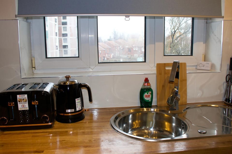 Coffee/tea facilities, Kitchen or kitchenette, Communal kitchen