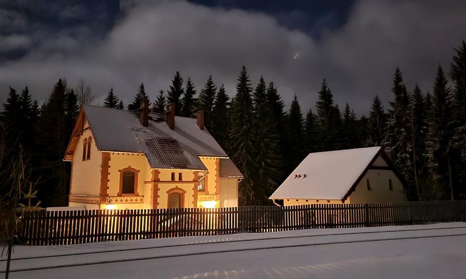 Apartamenty Stacja Huta Apartment in Lower Silesian Voivodeship